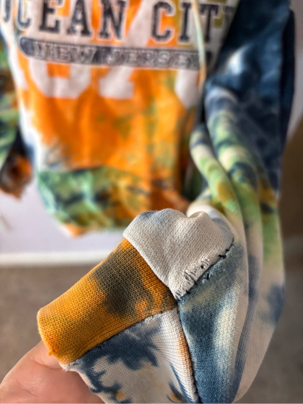 Ocean City tie dye sweatshirt size large - Picture 3 of 6